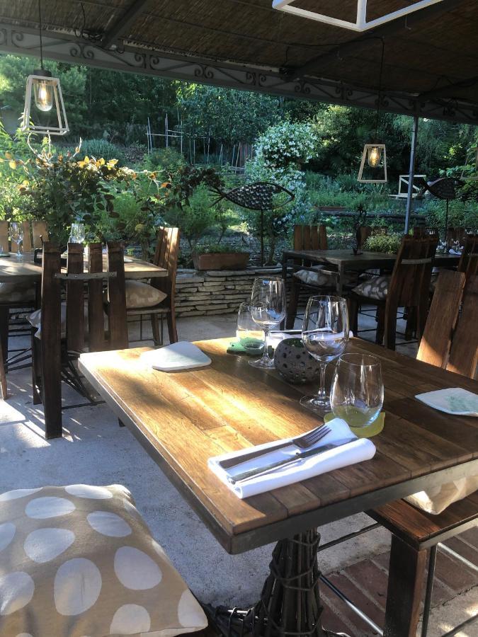 Les Perseides Hotel Lezignan Екстериор снимка