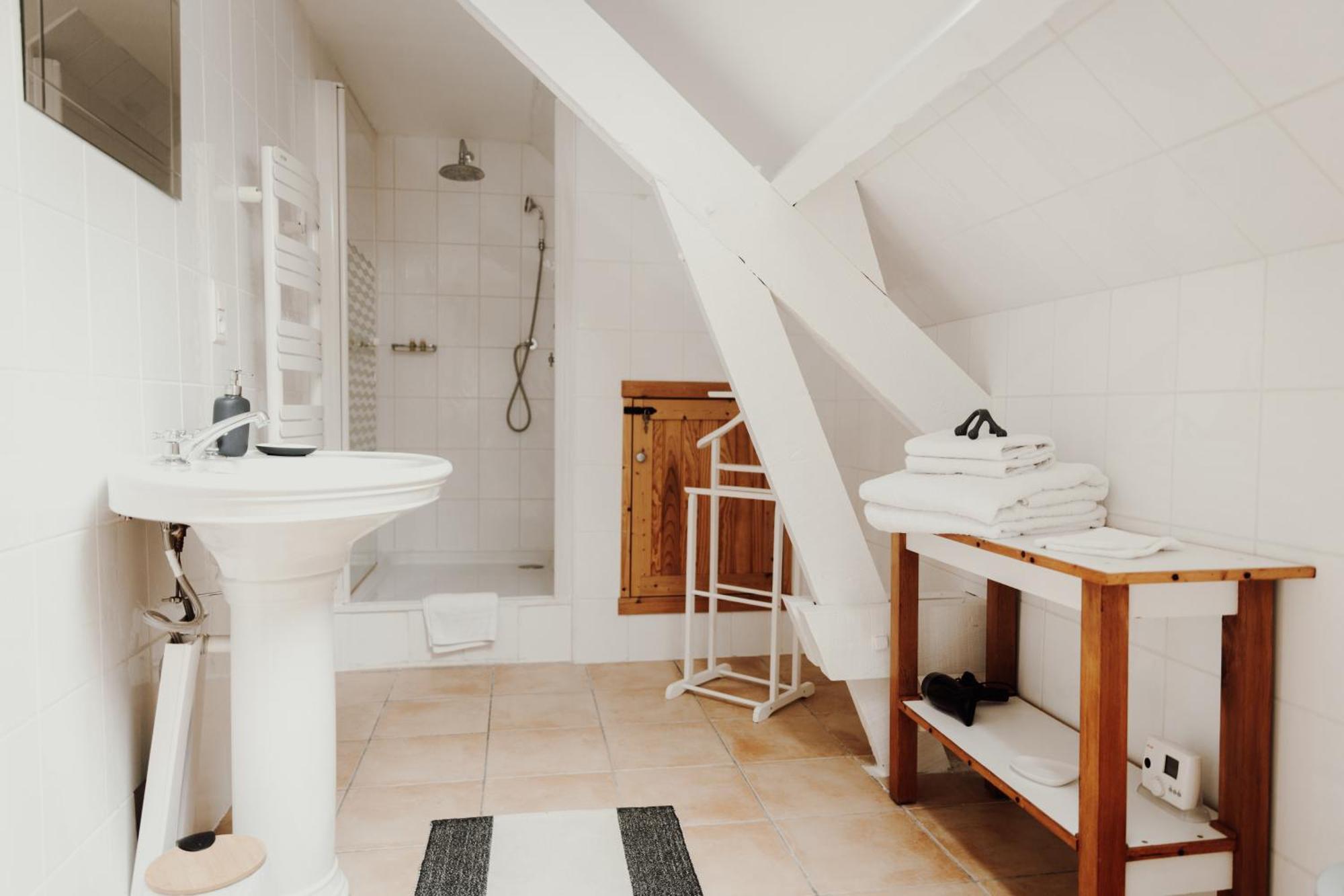 Les Perseides Hotel Lezignan Екстериор снимка