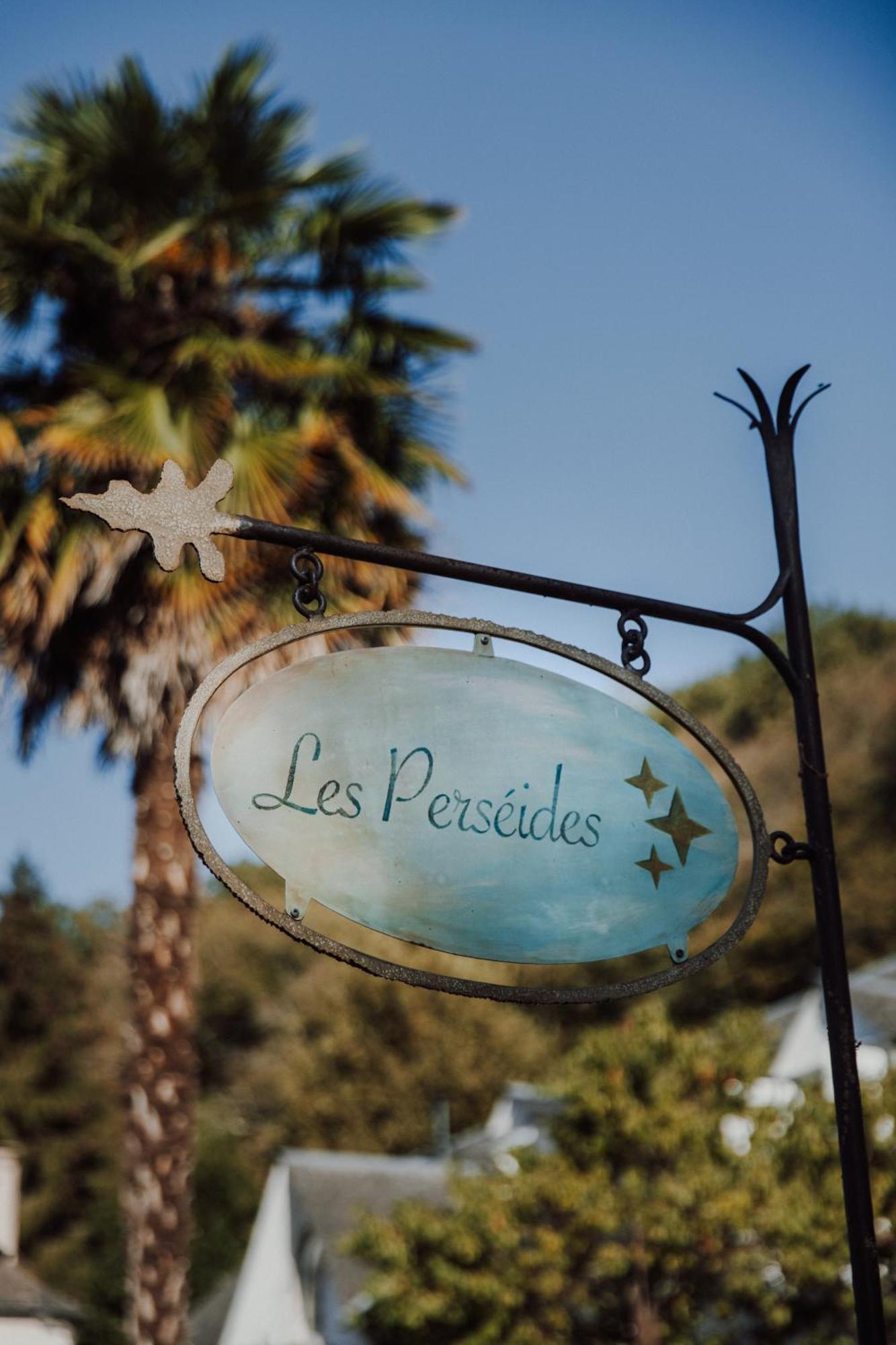 Les Perseides Hotel Lezignan Екстериор снимка
