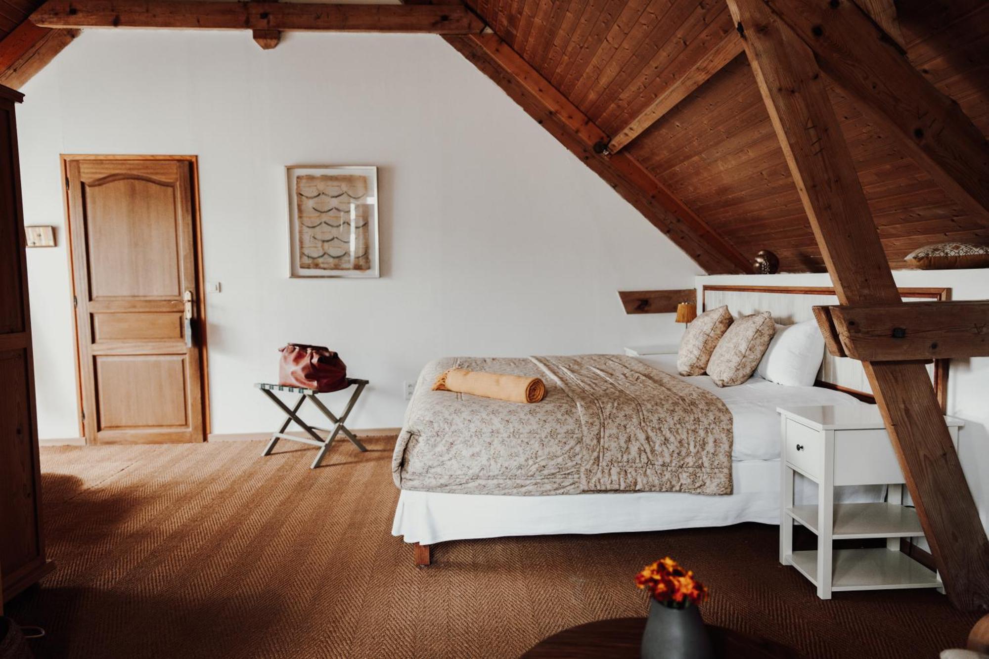 Les Perseides Hotel Lezignan Екстериор снимка